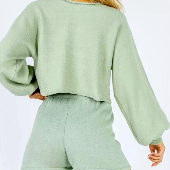 Women's Green Sweater - Picture 3 of 10